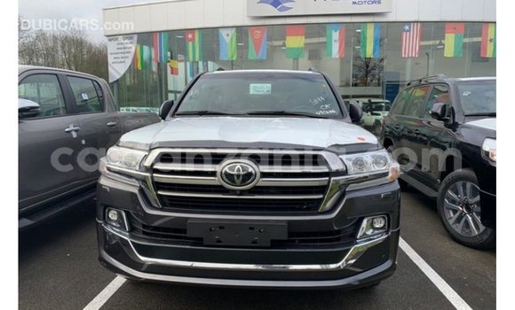 Nunua Imported Toyota Land Cruiser Nyeusi Gari ndani ya Import - Dubai nchini Arusha Nunua Imported Toyota Land Cruiser Nyeusi Gari ndani ya Import - Dubai nchini Arusha
