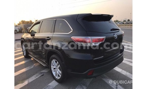 Nunua Imported Toyota Highlander Nyeusi Gari ndani ya Import - Dubai nchini Arusha Nunua Imported Toyota Highlander Nyeusi Gari ndani ya Import - Dubai nchini Arusha