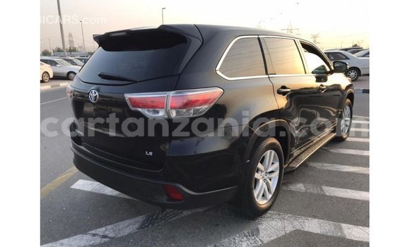 Nunua Imported Toyota Highlander Nyeusi Gari ndani ya Import - Dubai nchini Arusha Nunua Imported Toyota Highlander Nyeusi Gari ndani ya Import - Dubai nchini Arusha