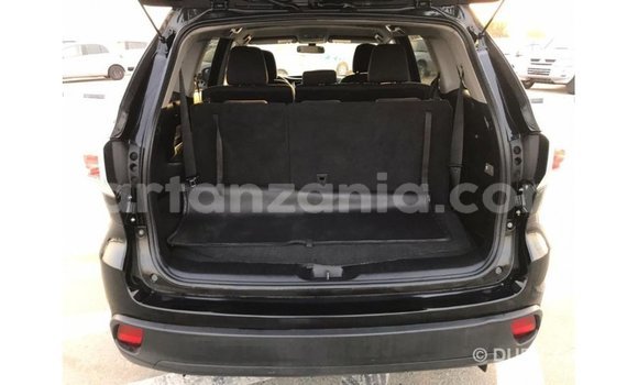 Nunua Imported Toyota Highlander Nyeusi Gari ndani ya Import - Dubai nchini Arusha Nunua Imported Toyota Highlander Nyeusi Gari ndani ya Import - Dubai nchini Arusha