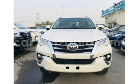 Buy Import Toyota Fortuner White Car in Import - Dubai in Arusha Buy Import Toyota Fortuner White Car in Import - Dubai in Arusha