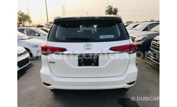Buy Import Toyota Fortuner White Car in Import - Dubai in Arusha Buy Import Toyota Fortuner White Car in Import - Dubai in Arusha