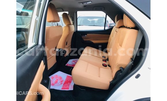 Buy Import Toyota Fortuner White Car in Import - Dubai in Arusha Buy Import Toyota Fortuner White Car in Import - Dubai in Arusha