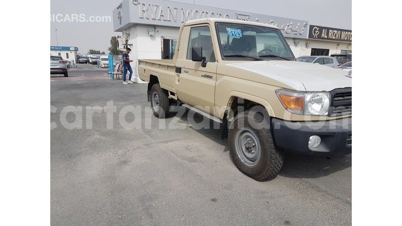 Big with watermark toyota land cruiser arusha import dubai 8998