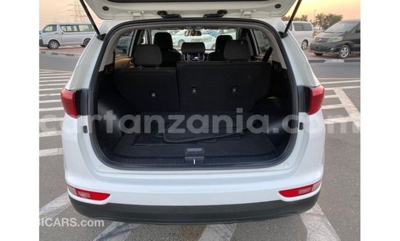 Buy Import Kia Sportage White Car in Import - Dubai in Arusha Buy Import Kia Sportage White Car in Import - Dubai in Arusha