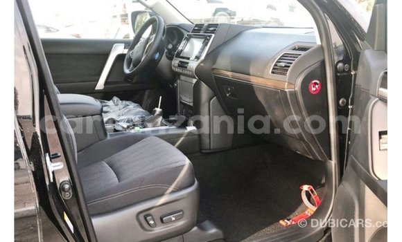 Nunua Imported Toyota Prado Nyeusi Gari ndani ya Import - Dubai nchini Arusha Nunua Imported Toyota Prado Nyeusi Gari ndani ya Import - Dubai nchini Arusha