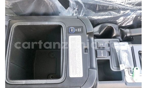 Nunua Imported Toyota Prado Nyeusi Gari ndani ya Import - Dubai nchini Arusha Nunua Imported Toyota Prado Nyeusi Gari ndani ya Import - Dubai nchini Arusha