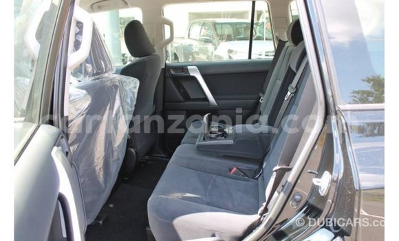 Buy Import Toyota Hilux Black Car in Import - Dubai in Arusha Buy Import Toyota Hilux Black Car in Import - Dubai in Arusha