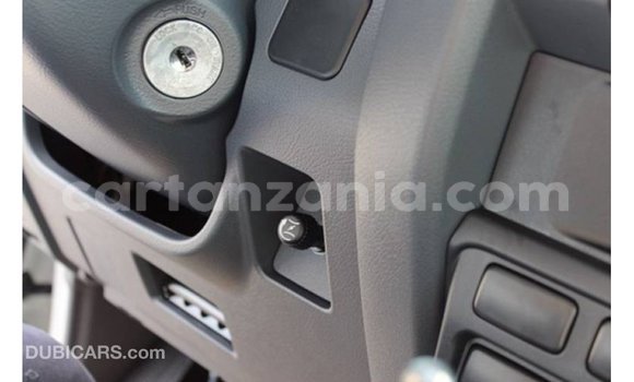 Buy Import Toyota Land Cruiser White Car in Import - Dubai in Arusha Buy Import Toyota Land Cruiser White Car in Import - Dubai in Arusha