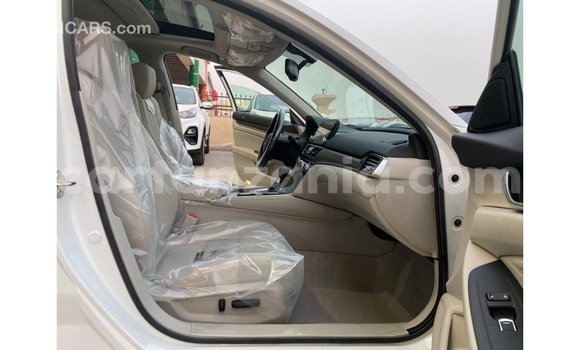 Nunua Imported Honda Accord Nyeupe Gari ndani ya Import - Dubai nchini Arusha Nunua Imported Honda Accord Nyeupe Gari ndani ya Import - Dubai nchini Arusha