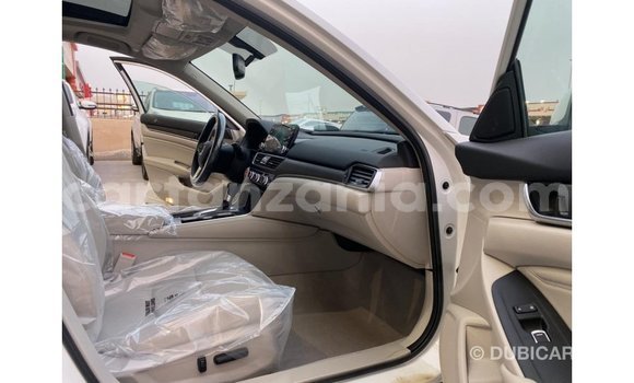 Nunua Imported Honda Accord Nyeupe Gari ndani ya Import - Dubai nchini Arusha Nunua Imported Honda Accord Nyeupe Gari ndani ya Import - Dubai nchini Arusha