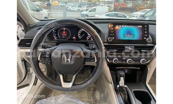 Nunua Imported Honda Accord Nyeupe Gari ndani ya Import - Dubai nchini Arusha Nunua Imported Honda Accord Nyeupe Gari ndani ya Import - Dubai nchini Arusha
