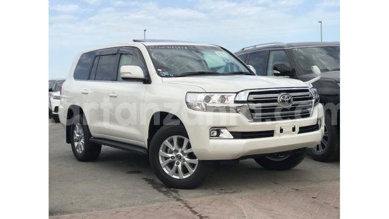 Big with watermark toyota land cruiser arusha import dubai 9019