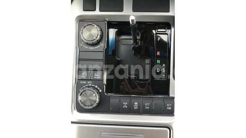 Big with watermark toyota land cruiser arusha import dubai 9019