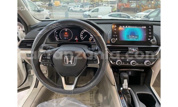 Nunua Imported Honda Accord Nyeupe Gari ndani ya Import - Dubai nchini Arusha Nunua Imported Honda Accord Nyeupe Gari ndani ya Import - Dubai nchini Arusha