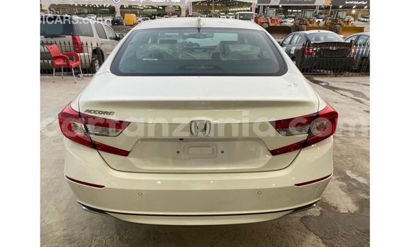 Nunua Imported Honda Accord Nyeupe Gari ndani ya Import - Dubai nchini Arusha Nunua Imported Honda Accord Nyeupe Gari ndani ya Import - Dubai nchini Arusha