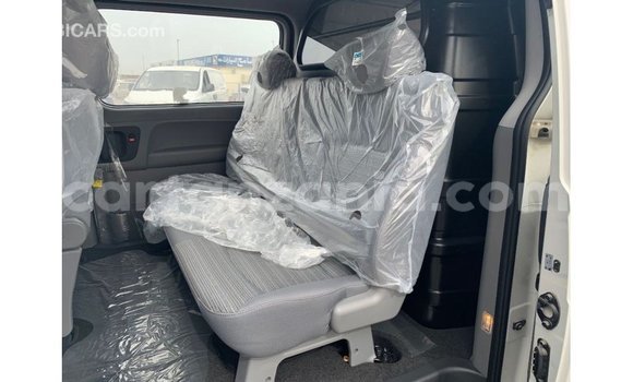 Buy Import Hyundai Cargo White Car in Import - Dubai in Arusha Buy Import Hyundai Cargo White Car in Import - Dubai in Arusha