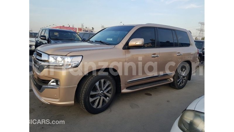 Big with watermark toyota land cruiser arusha import dubai 9023