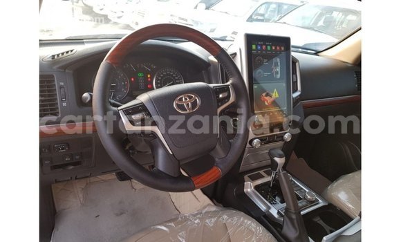 Buy Import Toyota Land Cruiser Other Car in Import - Dubai in Arusha Buy Import Toyota Land Cruiser Other Car in Import - Dubai in Arusha