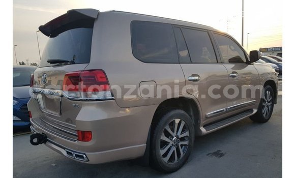 Buy Import Toyota Land Cruiser Other Car in Import - Dubai in Arusha Buy Import Toyota Land Cruiser Other Car in Import - Dubai in Arusha