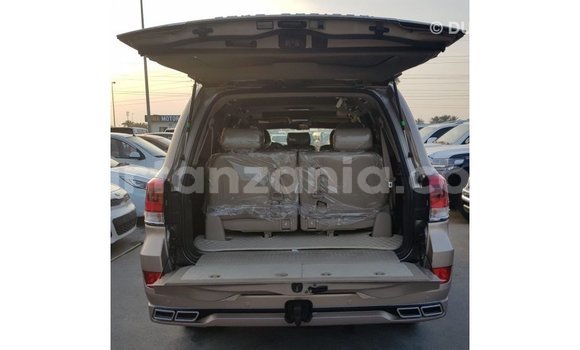 Buy Import Toyota Land Cruiser Other Car in Import - Dubai in Arusha Buy Import Toyota Land Cruiser Other Car in Import - Dubai in Arusha