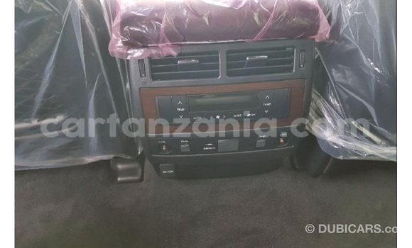 Nunua Imported Toyota Land Cruiser Nyeusi Gari ndani ya Import - Dubai nchini Arusha Nunua Imported Toyota Land Cruiser Nyeusi Gari ndani ya Import - Dubai nchini Arusha