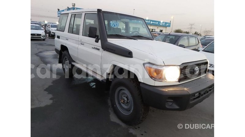 Big with watermark toyota land cruiser arusha import dubai 9028