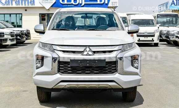 Nunua Imported Mitsubishi L200 Nyeupe Gari ndani ya Import - Dubai nchini Arusha Nunua Imported Mitsubishi L200 Nyeupe Gari ndani ya Import - Dubai nchini Arusha