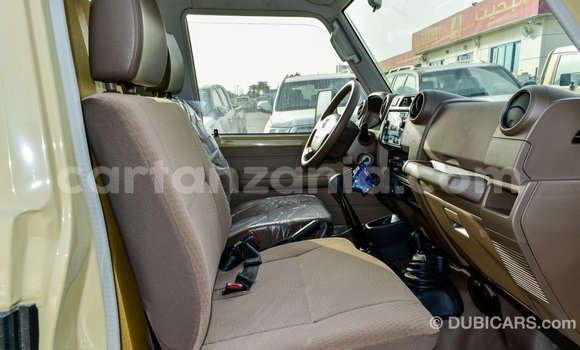 Nunua Imported Toyota Land Cruiser Beige Gari ndani ya Import - Dubai nchini Arusha Nunua Imported Toyota Land Cruiser Beige Gari ndani ya Import - Dubai nchini Arusha
