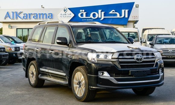Buy Import Toyota Land Cruiser Black Car in Import - Dubai in Arusha Buy Import Toyota Land Cruiser Black Car in Import - Dubai in Arusha
