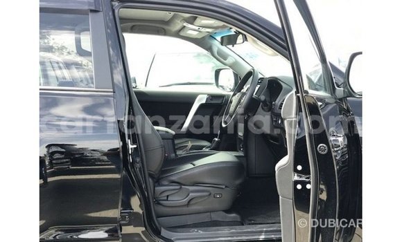 Nunua Imported Toyota Prado Nyeusi Gari ndani ya Import - Dubai nchini Arusha Nunua Imported Toyota Prado Nyeusi Gari ndani ya Import - Dubai nchini Arusha