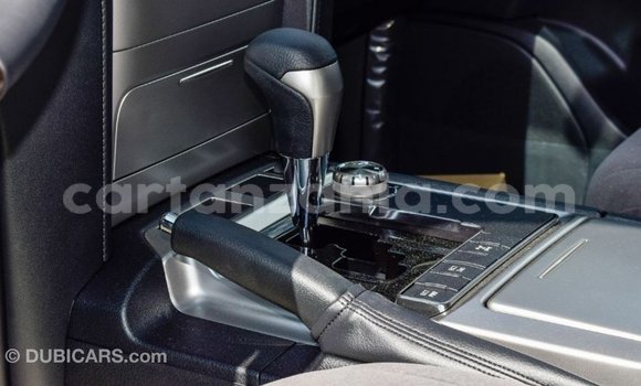 Buy Import Toyota Land Cruiser Black Car in Import - Dubai in Arusha Buy Import Toyota Land Cruiser Black Car in Import - Dubai in Arusha