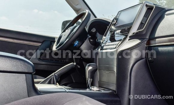 Buy Import Toyota Land Cruiser Black Car in Import - Dubai in Arusha Buy Import Toyota Land Cruiser Black Car in Import - Dubai in Arusha