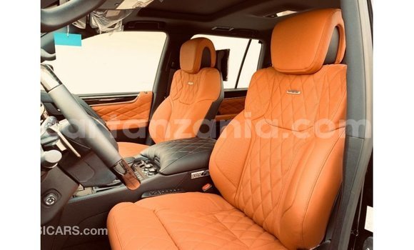 Nunua Imported Lexus LX Nyeusi Gari ndani ya Import - Dubai nchini Arusha Nunua Imported Lexus LX Nyeusi Gari ndani ya Import - Dubai nchini Arusha