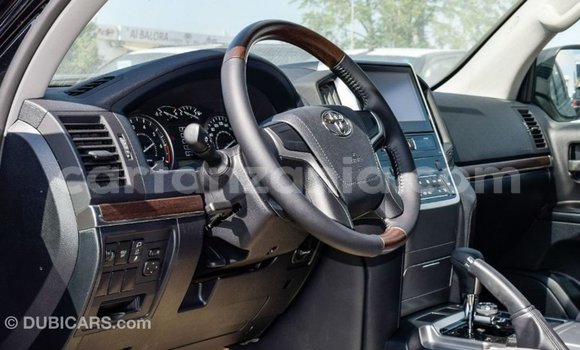 Buy Import Toyota Land Cruiser Black Car in Import - Dubai in Arusha Buy Import Toyota Land Cruiser Black Car in Import - Dubai in Arusha