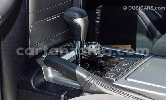 Buy Import Toyota Land Cruiser Black Car in Import - Dubai in Arusha Buy Import Toyota Land Cruiser Black Car in Import - Dubai in Arusha