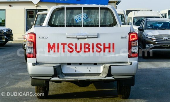 Nunua Imported Mitsubishi L200 Nyeupe Gari ndani ya Import - Dubai nchini Arusha Nunua Imported Mitsubishi L200 Nyeupe Gari ndani ya Import - Dubai nchini Arusha
