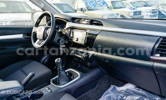 Nunua Imported Toyota Hilux Nyingine Gari ndani ya Import - Dubai nchini Arusha Nunua Imported Toyota Hilux Nyingine Gari ndani ya Import - Dubai nchini Arusha