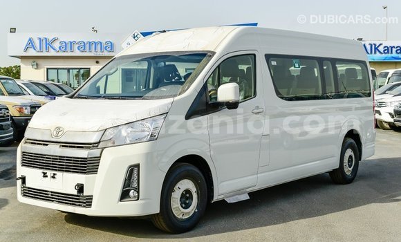 Nunua Imported Toyota Hiace Nyeupe Gari ndani ya Import - Dubai nchini Arusha Nunua Imported Toyota Hiace Nyeupe Gari ndani ya Import - Dubai nchini Arusha