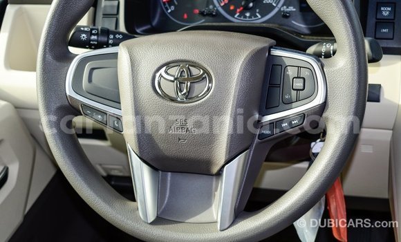 Nunua Imported Toyota Hiace Nyeupe Gari ndani ya Import - Dubai nchini Arusha Nunua Imported Toyota Hiace Nyeupe Gari ndani ya Import - Dubai nchini Arusha