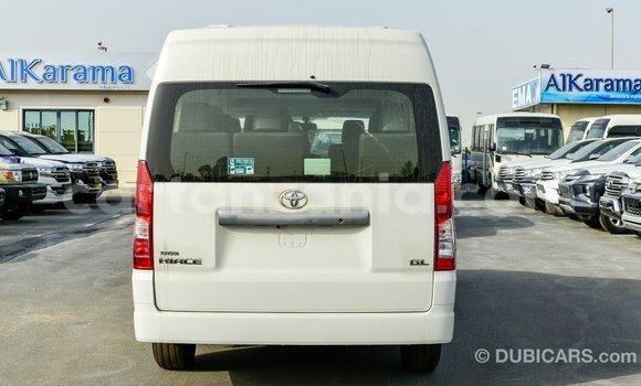 Nunua Imported Toyota Hiace Nyeupe Gari ndani ya Import - Dubai nchini Arusha Nunua Imported Toyota Hiace Nyeupe Gari ndani ya Import - Dubai nchini Arusha