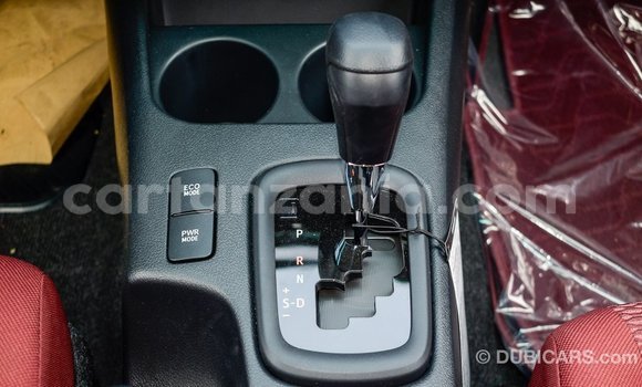 Nunua Imported Toyota Hilux Nyeupe Gari ndani ya Import - Dubai nchini Arusha Nunua Imported Toyota Hilux Nyeupe Gari ndani ya Import - Dubai nchini Arusha