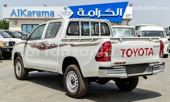 Nunua Imported Toyota Hilux Nyeupe Gari ndani ya Import - Dubai nchini Arusha Nunua Imported Toyota Hilux Nyeupe Gari ndani ya Import - Dubai nchini Arusha
