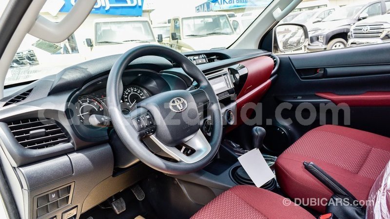 Big with watermark toyota hilux arusha import dubai 9049