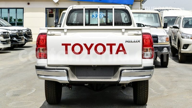 Big with watermark toyota hilux arusha import dubai 9049