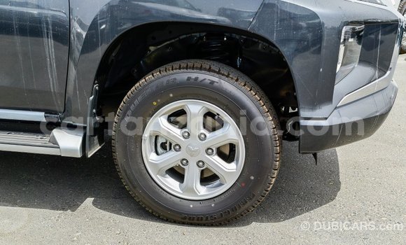 Buy Import Mitsubishi L200 Other Car in Import - Dubai in Arusha Buy Import Mitsubishi L200 Other Car in Import - Dubai in Arusha