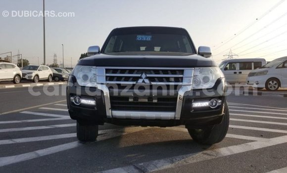 Nunua Imported Mitsubishi Pajero Nyeusi Gari ndani ya Import - Dubai nchini Arusha Nunua Imported Mitsubishi Pajero Nyeusi Gari ndani ya Import - Dubai nchini Arusha
