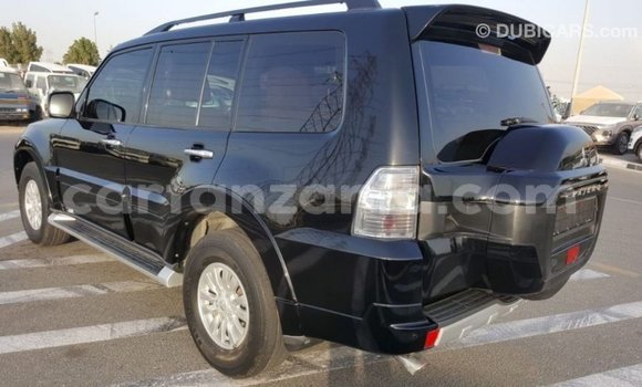 Nunua Imported Mitsubishi Pajero Nyeusi Gari ndani ya Import - Dubai nchini Arusha Nunua Imported Mitsubishi Pajero Nyeusi Gari ndani ya Import - Dubai nchini Arusha