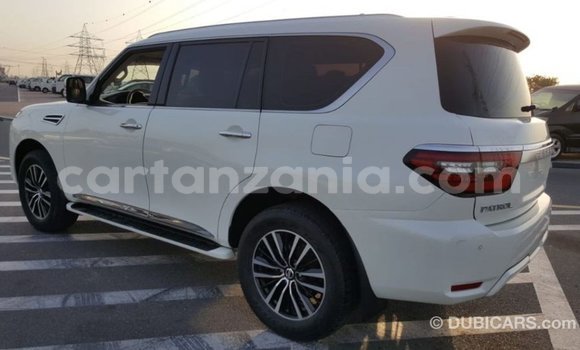 Buy Import Nissan Patrol White Car in Import - Dubai in Arusha Buy Import Nissan Patrol White Car in Import - Dubai in Arusha