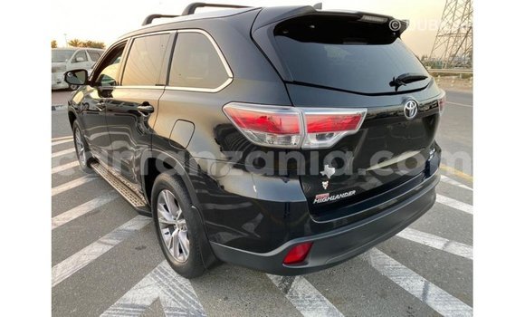 Nunua Imported Toyota Highlander Nyeusi Gari ndani ya Import - Dubai nchini Arusha Nunua Imported Toyota Highlander Nyeusi Gari ndani ya Import - Dubai nchini Arusha